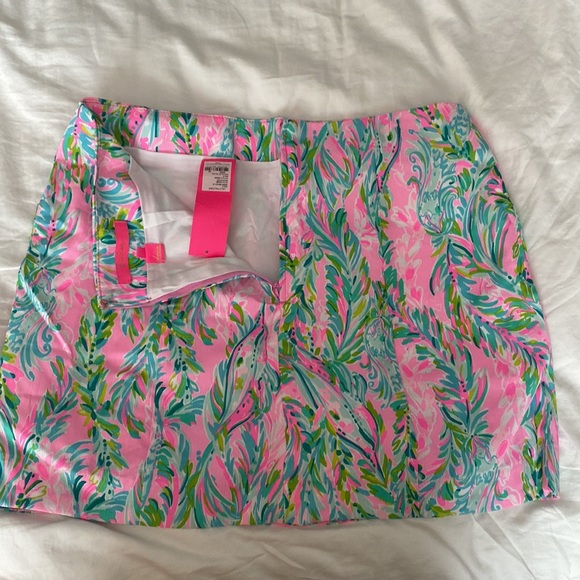 Lilly Pulitzer Becki Skort in Unicorn of the Sea - Picture 7 of 8